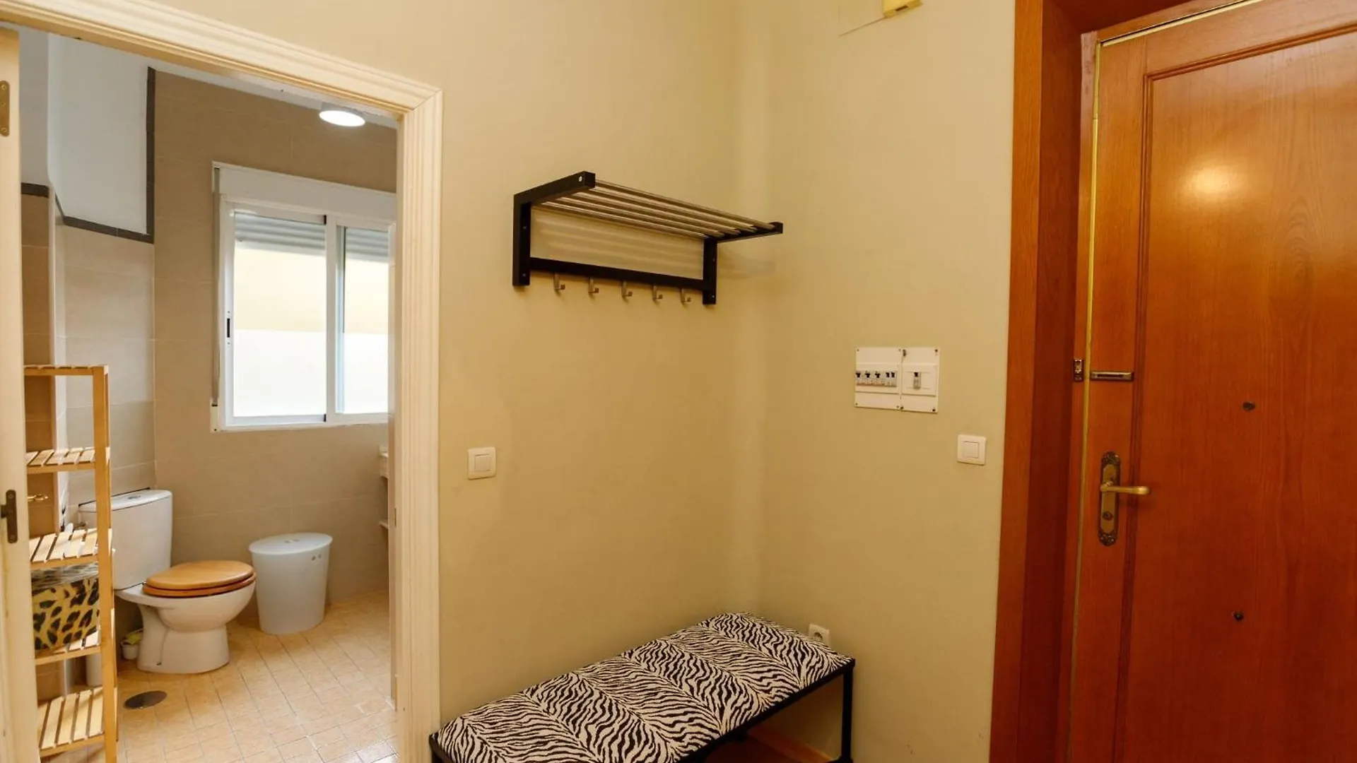 Elegante Apartamento En Granada By Bebalmy Spanien